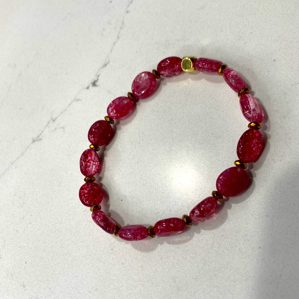 Cranberry sauce bracelet- strawberry Quartz gemstone